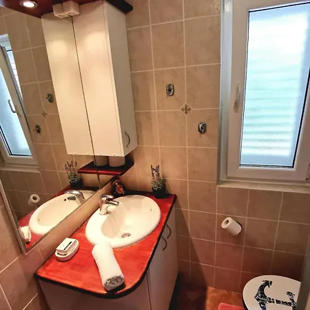 Apartman House Gabriel App 1 - Krk - Kornić